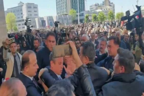 AKM'de Gergin Anlar: Özgür Özel’e Saldırı Girişimi