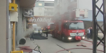 Depo yangını hasara neden oldu