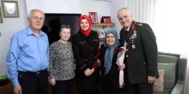 Garnizon Komutanı Ala'dan şehit annesine anlamı ziyaret