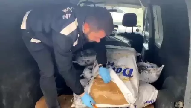 Samsun'da 145 Kilo Kaçak Tütün Ele Geçirildi