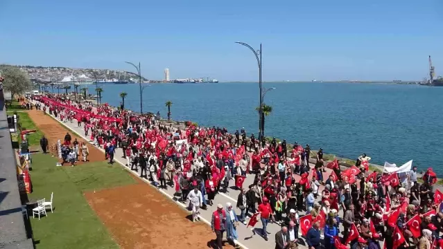 Samsun'da Aile Yürüyüşü Coşkuyla Gerçekleşti