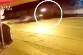 Samsun'da Korkuluklara Çarpan Araçta İki Yaralı