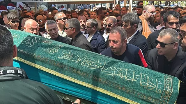 Samsun'da cinayet ve kanser sonucu vefat eden baba oğlu defnedildi