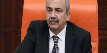 Sırrı Süreyya Önder 18 Günlük Yaşam Mücadelesini Kaybetti