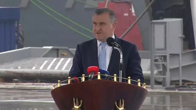 TCG Anadolu ile Gençler Samsun'a Yola Çıktı