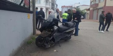Bafra'da Otomobil-Motosiklet Kazası: 2 Yaralı