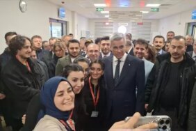 Bakan Memişoğlu Bafra'daki Diş Hastanesini Ziyaret Etti