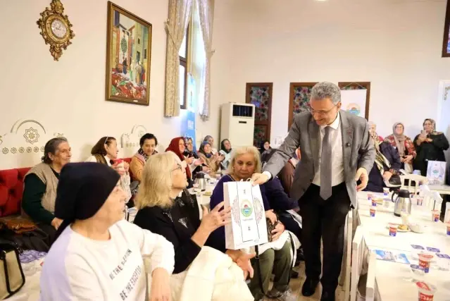 Başkan Kurnaz'dan yaş almışlara vefa: 'Her biri ayrı ayrı kıymetli'