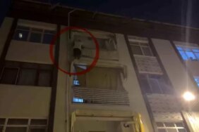 Kapısına gelen sivil polislerden korktu, balkona çıkarak yürekleri ağza getirdi