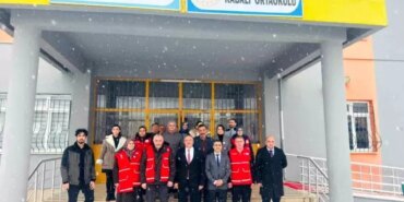 Kızılay'dan Öğrencilere Kış Hediyesi - Son Dakika