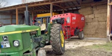 Kolunu silaj makinesine kaptıran çocuk hayatını kaybetti