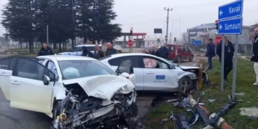 Ladik'te Trafik Kazası: 3 Yaralı