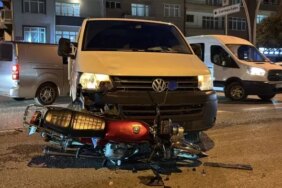 Motosiklet Sürücüsü Kaza Geçirdi - Son Dakika