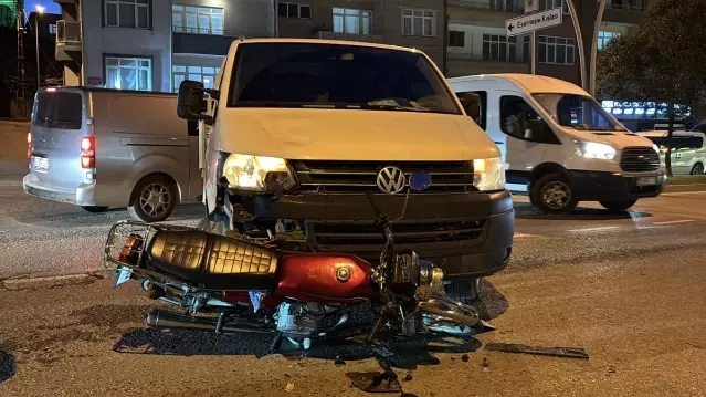 Motosiklet Sürücüsü Kaza Geçirdi - Son Dakika