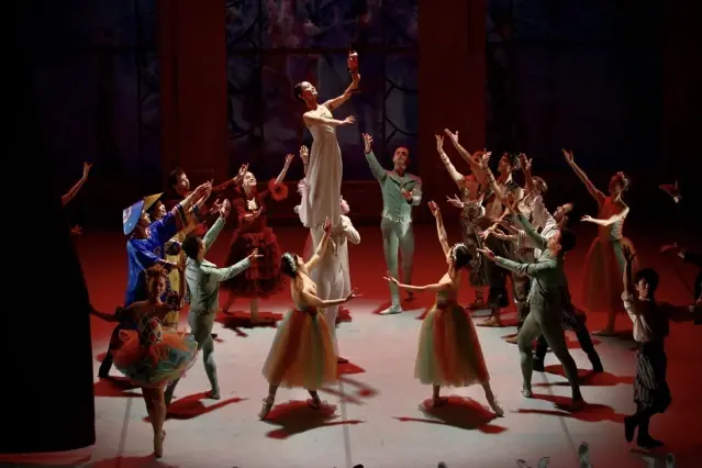 SAMDOB'dan Fındıkkıran Bale Prömiyeri - Son Dakika