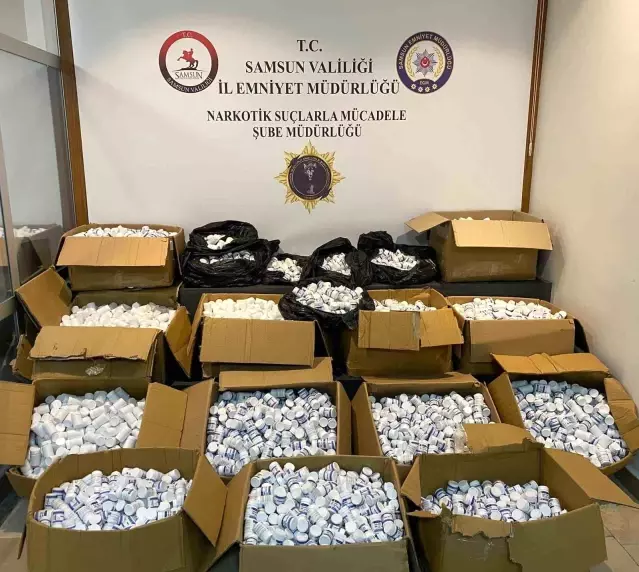 Samsun'da 350 Bin Uyuşturucu Hap Ele Geçirildi