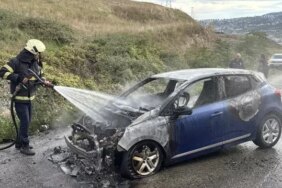 Samsun'da Otomobil Yangını! - Son Dakika