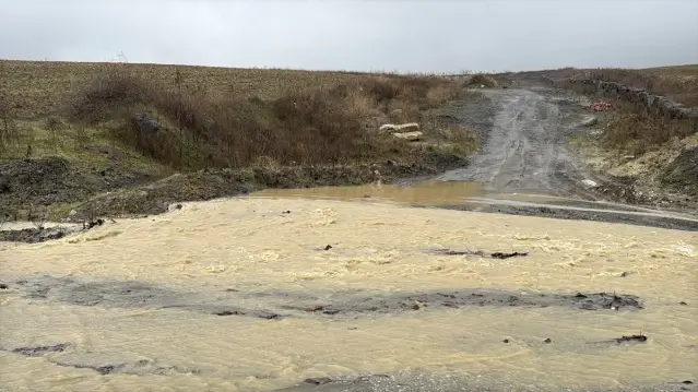 Samsun'da Sağanak Yağış Hayatı Vurdu