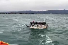 Samsun'da Sürüklenen Tekne Kurtarıldı - Son Dakika