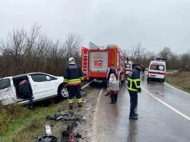 Samsun'da Trafik Kazası: İki Yaralı