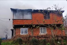 Samsun'da Yangın: İki Katlı Evde Hasar