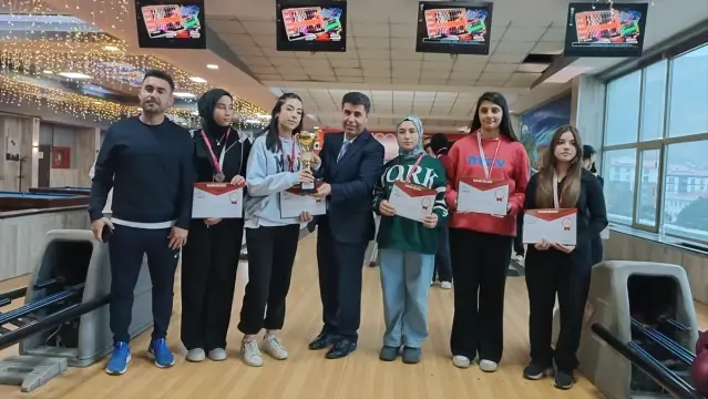 Tatvan'da Bowling Turnuvası Düzenlendi - Son Dakika