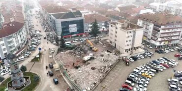 Vezirköprü'de otopark ve meydan projesi için çalışmalar başladı