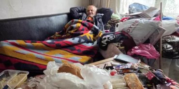 Yazın evinden 4 kamyon çöp çıkarıldı ama içeride hâlâ 2 kamyonluk çöp var