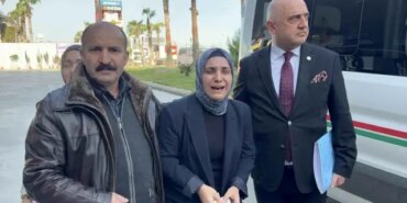 Akaryakıt istasyonu faciasında keşif: Acılı anne olay yerine ilk kez geldi, gözyaşlarına boğuldu