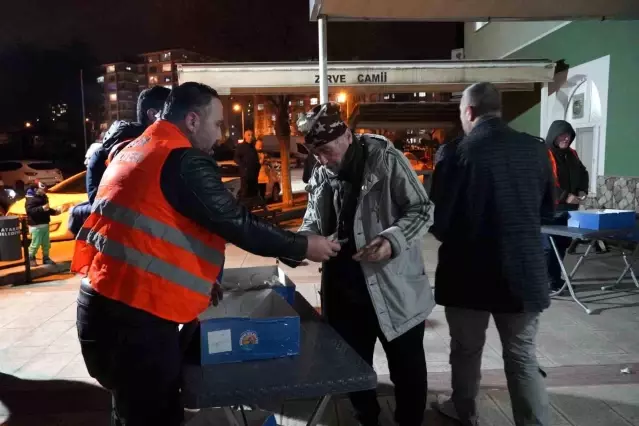 Atakum'da kandil simidi ikramı - Son Dakika