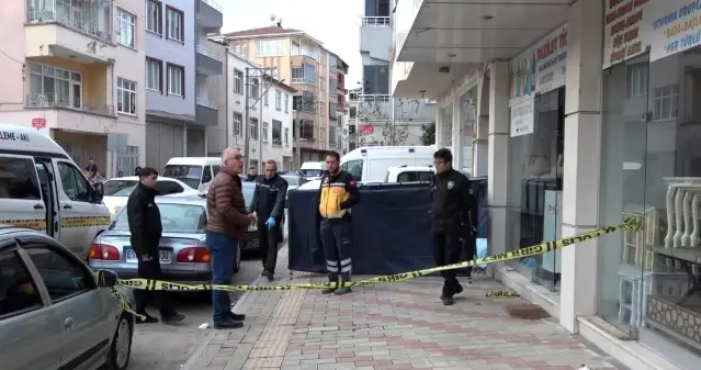 Bafra'da Darp Edilen Adam Apartman Girişinde Ölü Bulundu