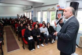 Başkan Sandıkçı: 'Gençlerimizin her daim yanındayız'