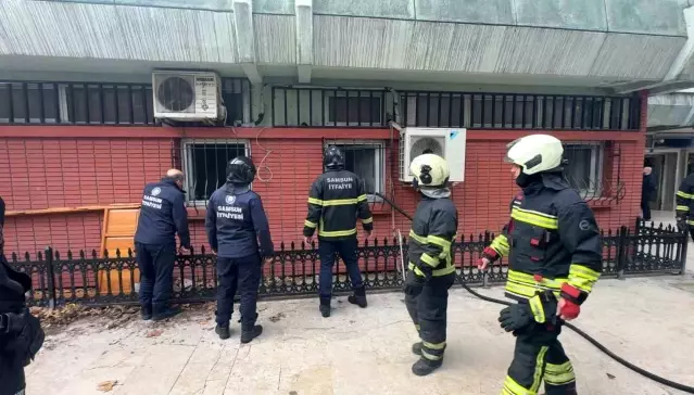 Cuma namazı öncesinde cami çarşısında yangın paniği