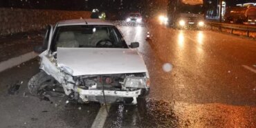 Havza'da Kaldırıma Çarpan Otomobilde İki Yaralı