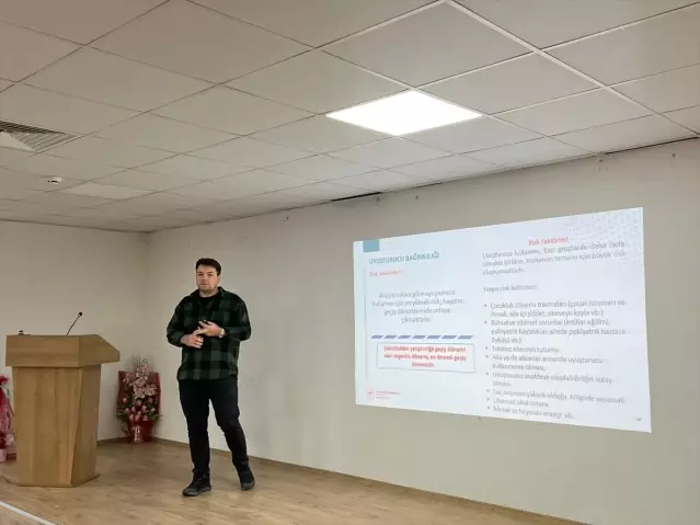 Ladik'te Bağımlılıkla Mücadele Semineri - Son Dakika