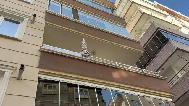Samsun'da Balkondan Düşen Kadın Hayatını Kaybetti