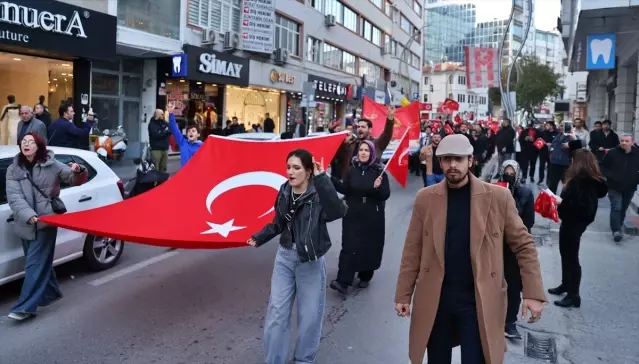 Samsun'da Bayrağa Saygı Yürüyüşü - Son Dakika