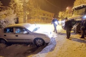 Samsun'da Kar Yağışı Mahsur Kaldı