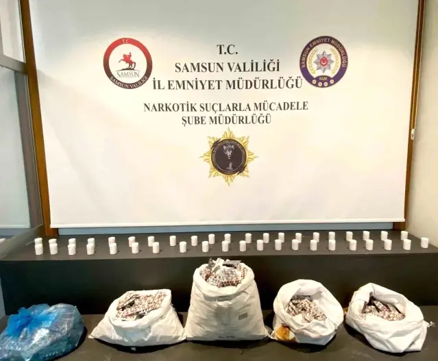 Samsun'da Narkotik Operasyonu: 36 Bin 600 Sentetik Ecza Ele Geçirildi