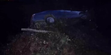 Samsun'da Otomobil Şarampole Yuvarlandı: 3 Yaralı