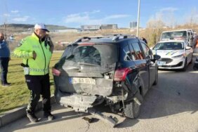 Samsun'da Trafik Kazası: 2 Yaralı