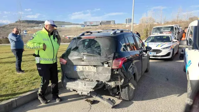 Samsun'da Trafik Kazası: 2 Yaralı