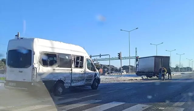 Samsun'da Trafik Kazası: 6 Yaralı