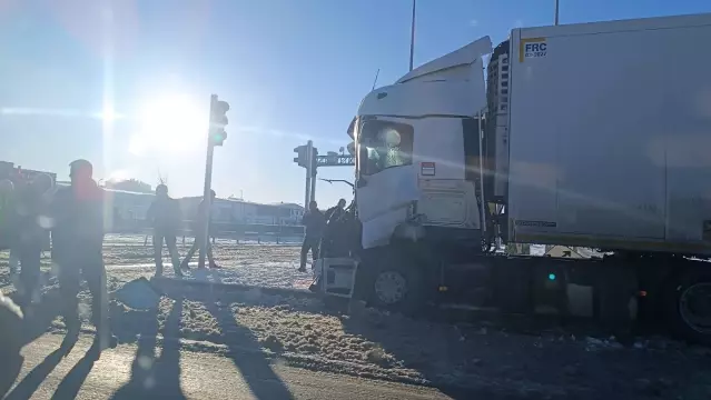 Samsun'da Zincirleme Kaza: 6 Yaralı