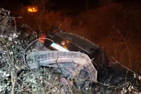 Samsun'da otomobil 3 metre yuvarlandı, sürücü kurtuldu