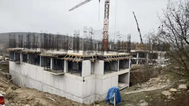 TOKİ, Asarcık'ta Konut İnşaatlarına Devam Ediyor