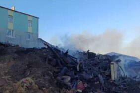 Vezirköprü'de Yangın: İki Ahşap Ev Yandı