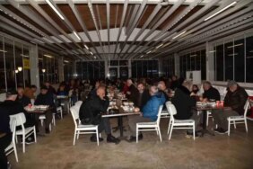 Atakum Belediyesi Şehit Ömer Halisdemir Parkı'nda ücretsiz iftar hizmeti