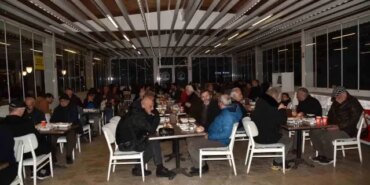 Atakum Belediyesi Şehit Ömer Halisdemir Parkı'nda ücretsiz iftar hizmeti