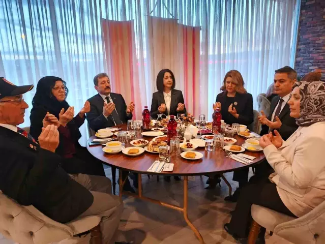 Bafra'da Şehit Aileleri ve Gazilere İftar